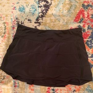 Black Lululemon skort size 6